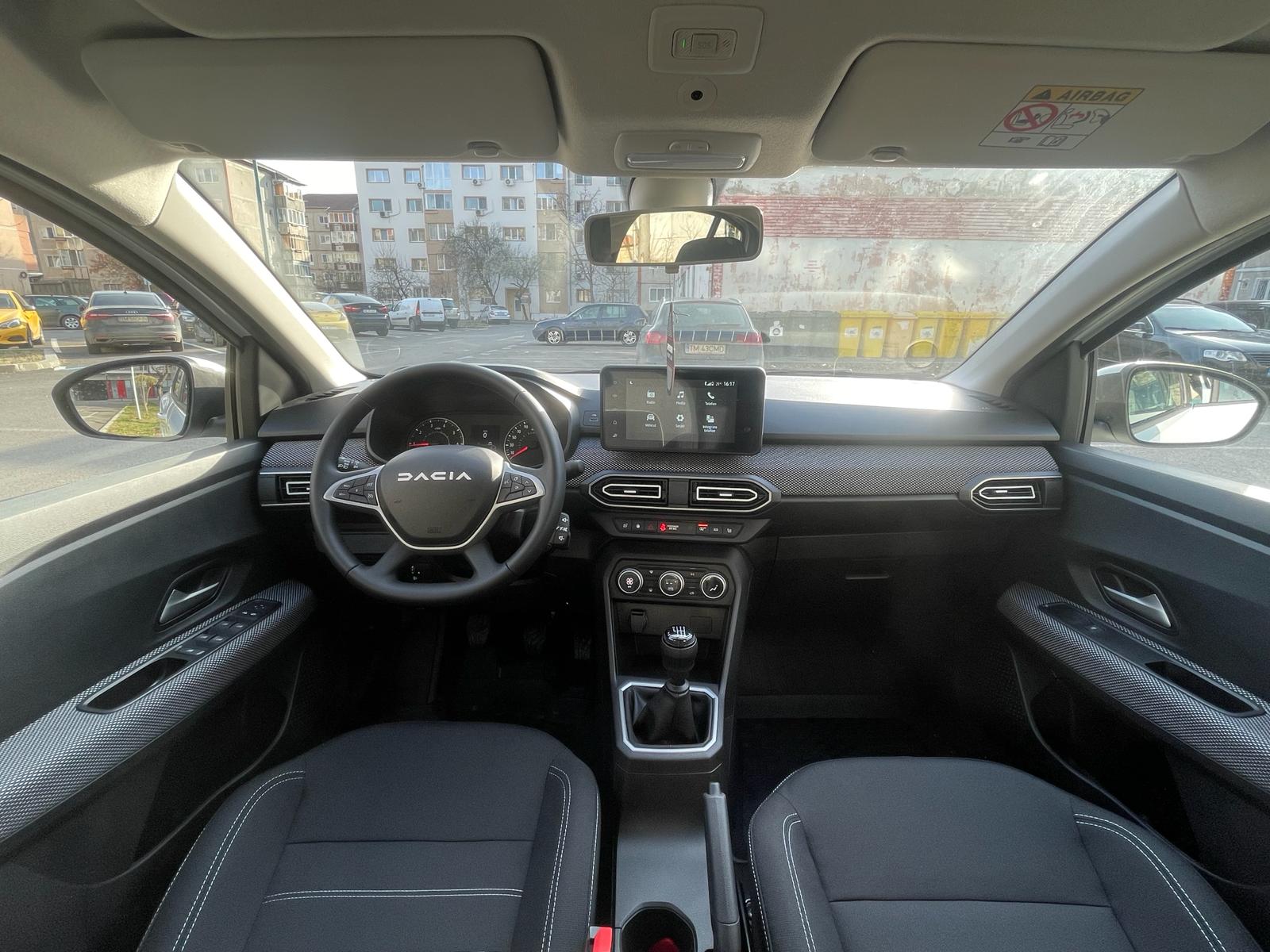 Dacia Logan 2024 - Benzină 1.0 - 90CP - imagine 12