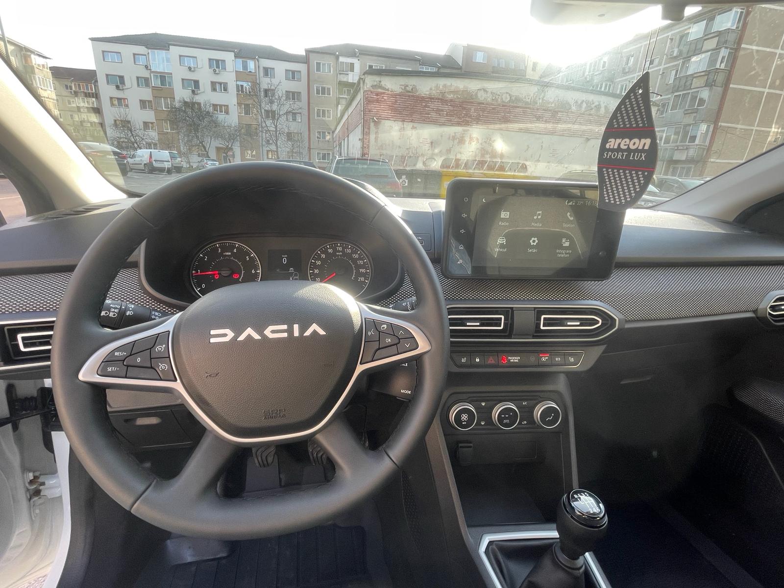 Dacia Logan 2024 - Benzină 1.0 - 90CP - imagine 14
